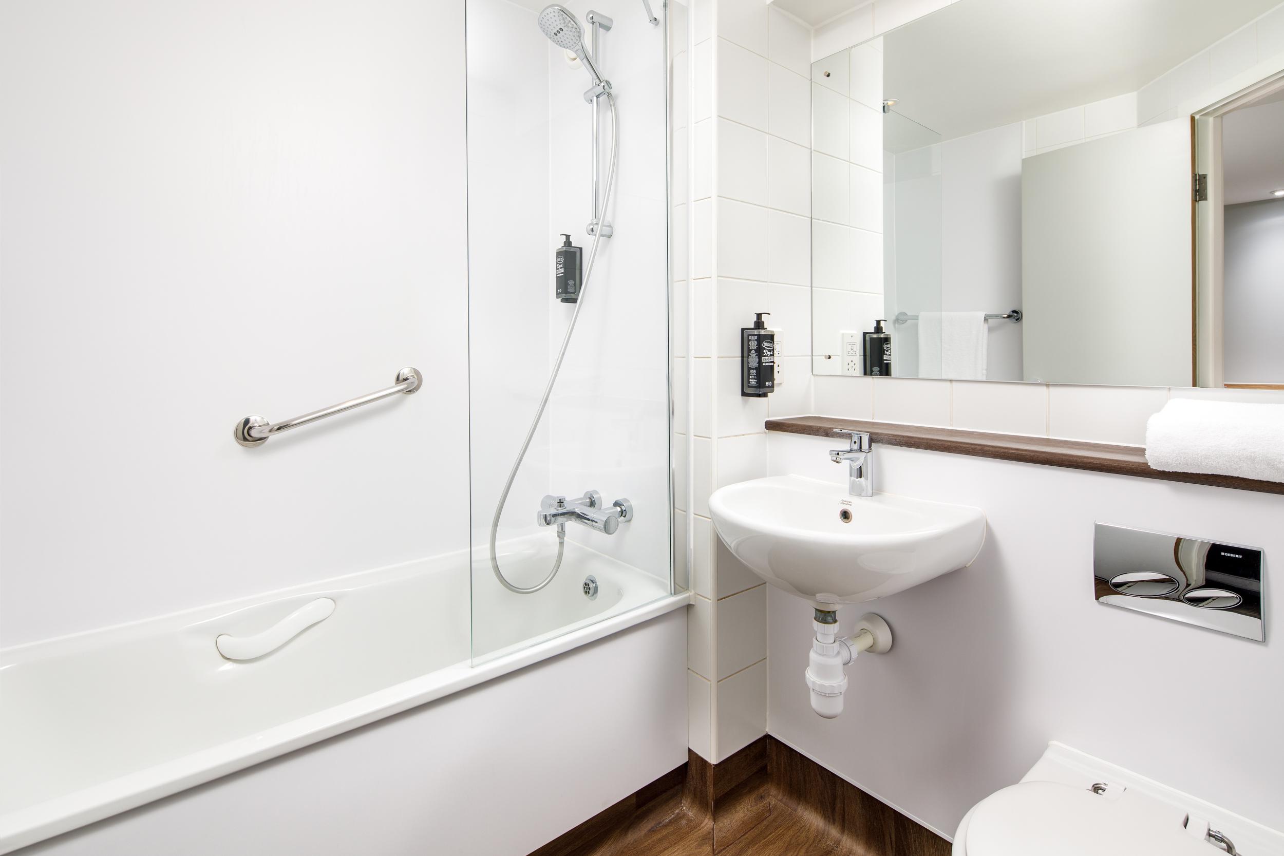 Ibis Budget London Heathrow Central Cranford Εξωτερικό φωτογραφία