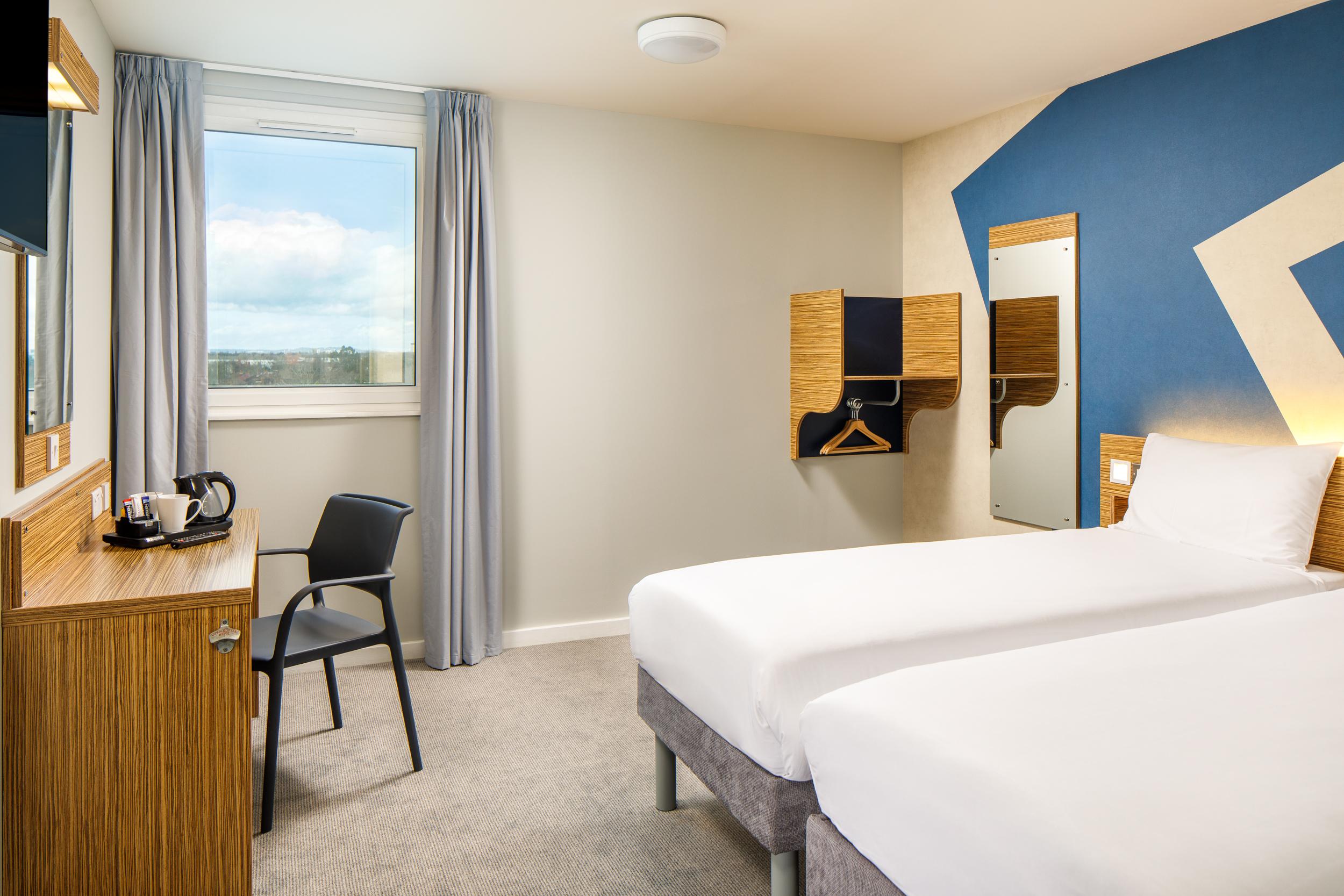 Ibis Budget London Heathrow Central Cranford Εξωτερικό φωτογραφία