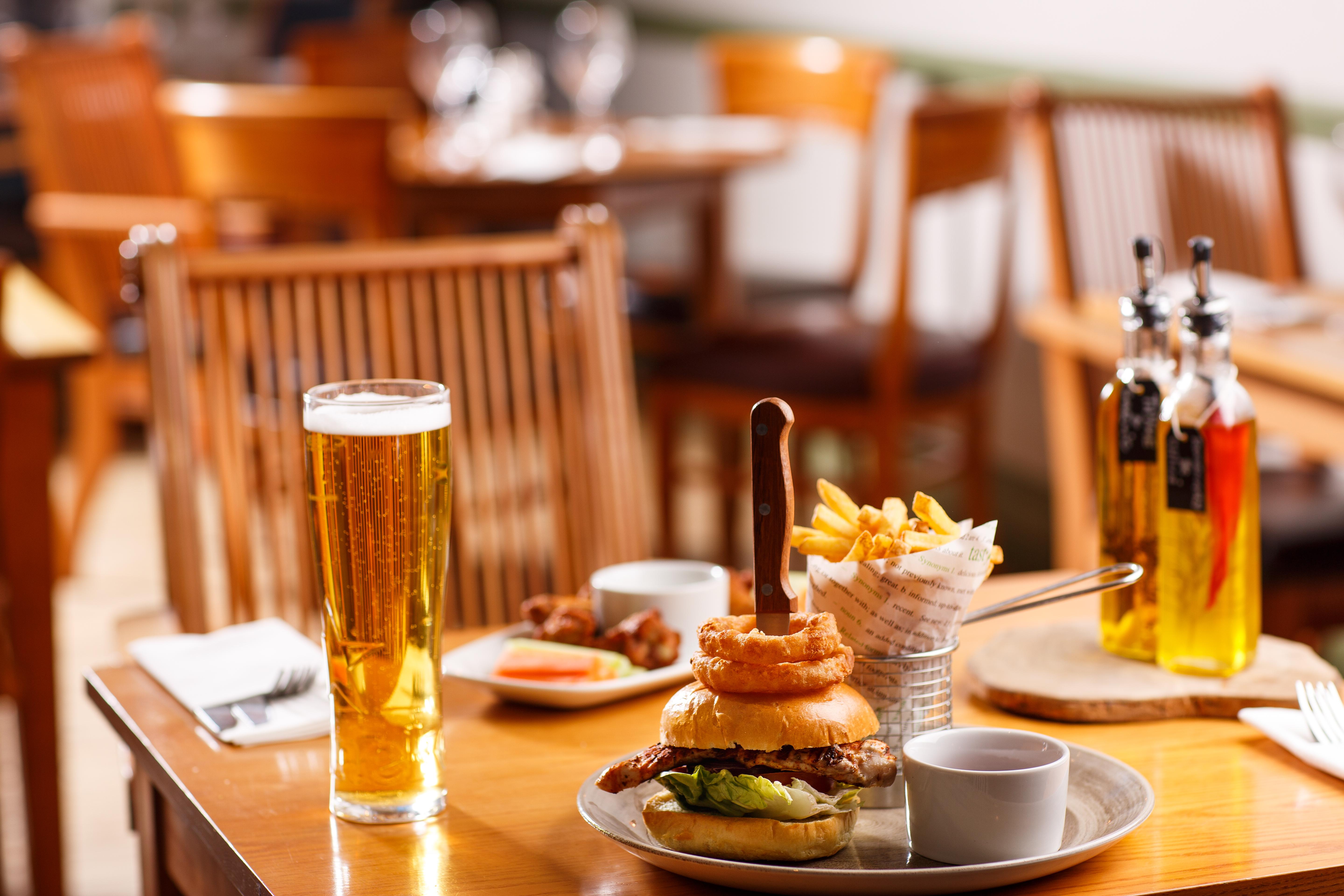 Ibis Budget London Heathrow Central Cranford Εξωτερικό φωτογραφία